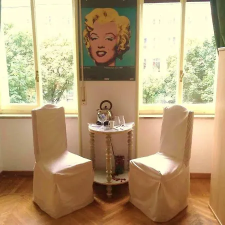 Zarathustra Sotto La Mole Apartment *